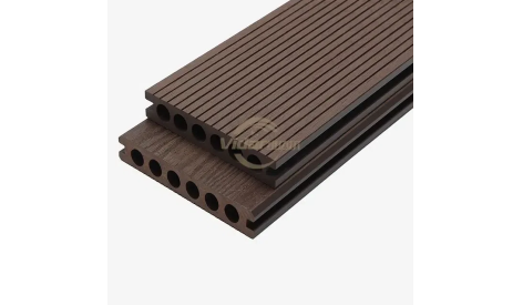 WPC-terrasplanken versus traditioneel hout: welke moet u kiezen in 2025?